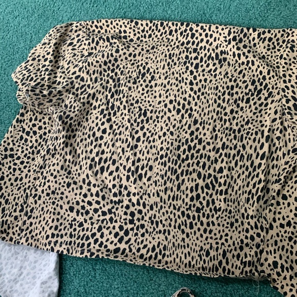 Brandy Melville cheetah print tie top - Picture 3 of 4